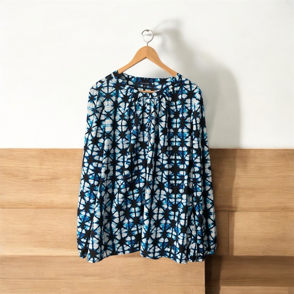 Tommy Hilfiger Women’s Blue Star Tie Dye Long Sleeve 5-Button Blouse Size XL